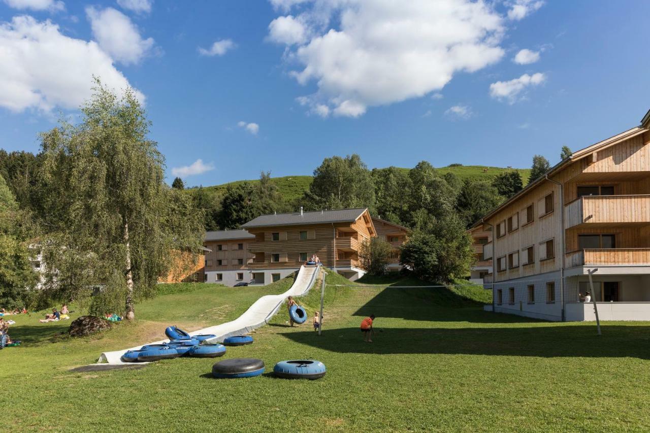 Pradas Resort Brigels Breíl Kültér fotó